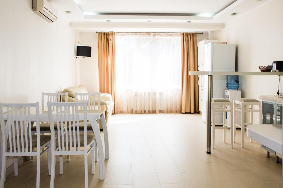 Abc Apartments Business Class Kiev Ngoại thất bức ảnh